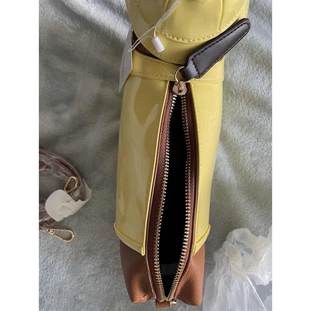 Novelty Dachshund Dog Crossbody Purse Yellow Raincoat Sausage Dog Handbag NWT - Picture 9 of 9